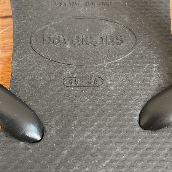 Havaianas with BRAZIL logo. - Picture 3 of 4